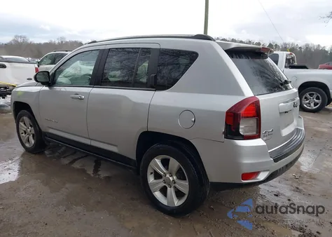 2014 Jeep Compass Sport z USA, uszkodzony, nr VIN 1C4NJDBBXED528931